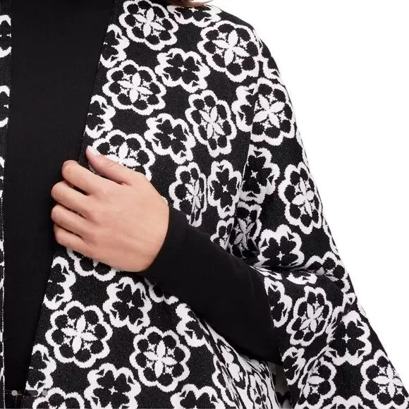 Kate spade Arabesque Knit Ruana Black White Sweater One Size - Picture 8 of 16